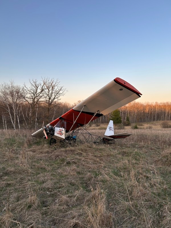 Man survives Ultralight plane crash-landing in Minnesota field