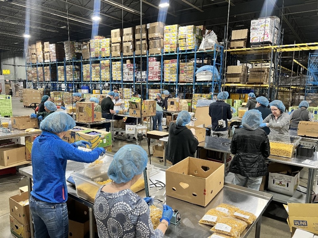Minnesota anti-hunger nonprofit reports record food shelf visits for 4th straight year