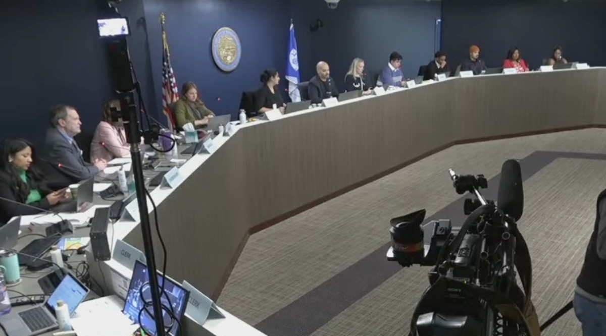 After a week of violent threats, Minneapolis City Council postpones violence prevention proposal