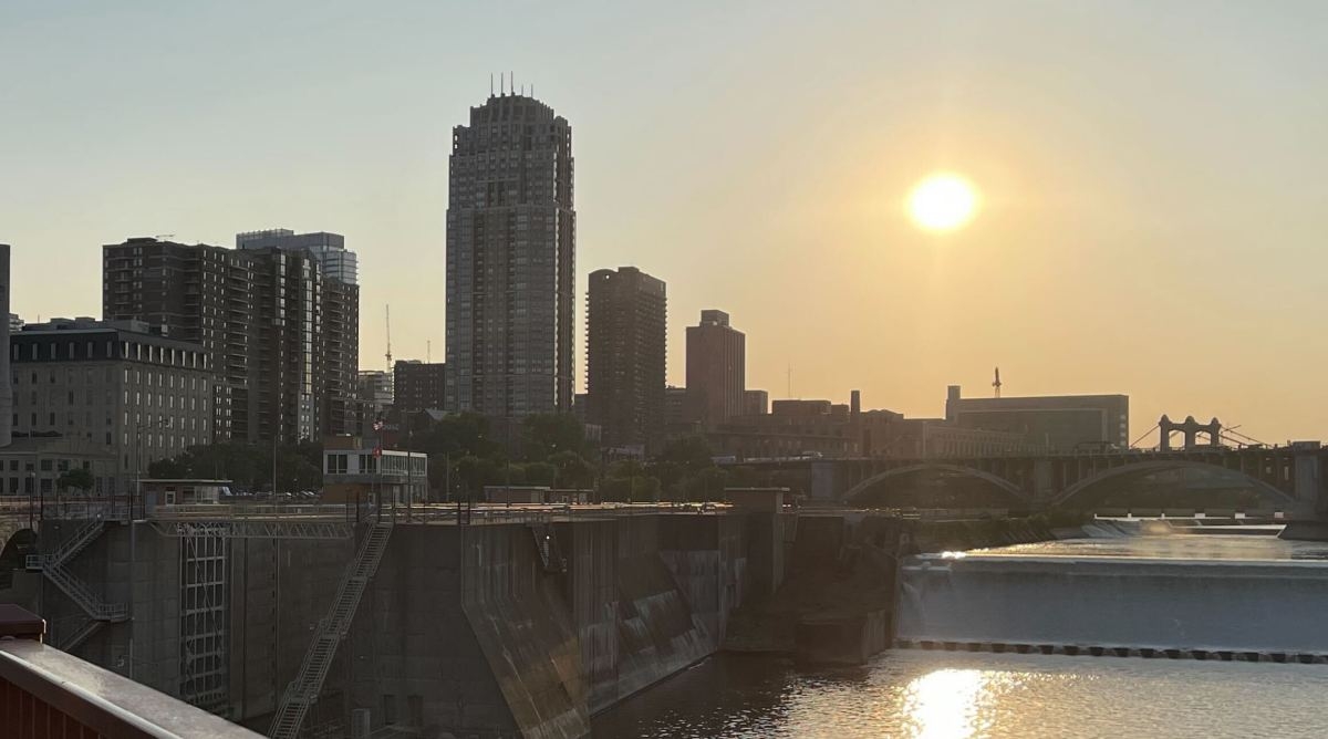 Twin Cities breaks 125-year-old temperature record; 100 in northwest Minnesota