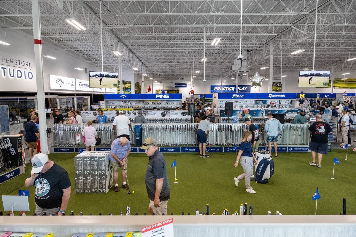 A second PGA Tour Superstore will open in the Twin Cities next month