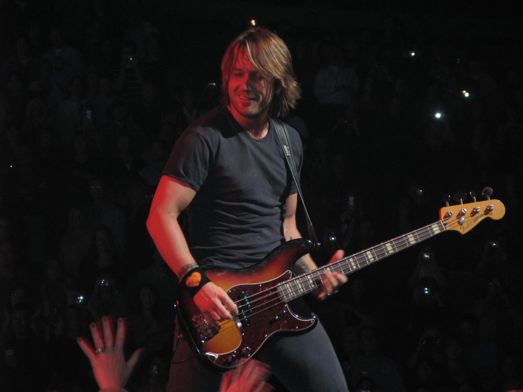 Keith Urban to bring 'High And Alive World Tour' to St. Paul