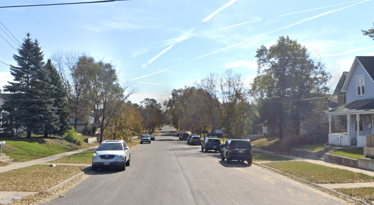 St. Cloud officer injured, suspect shot in arm after knife attack