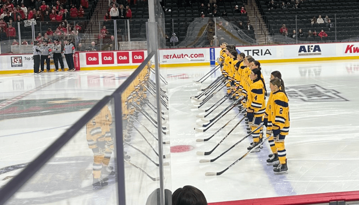 Live updates: Day 2 at the Girls Hockey Minnesota State Tournament