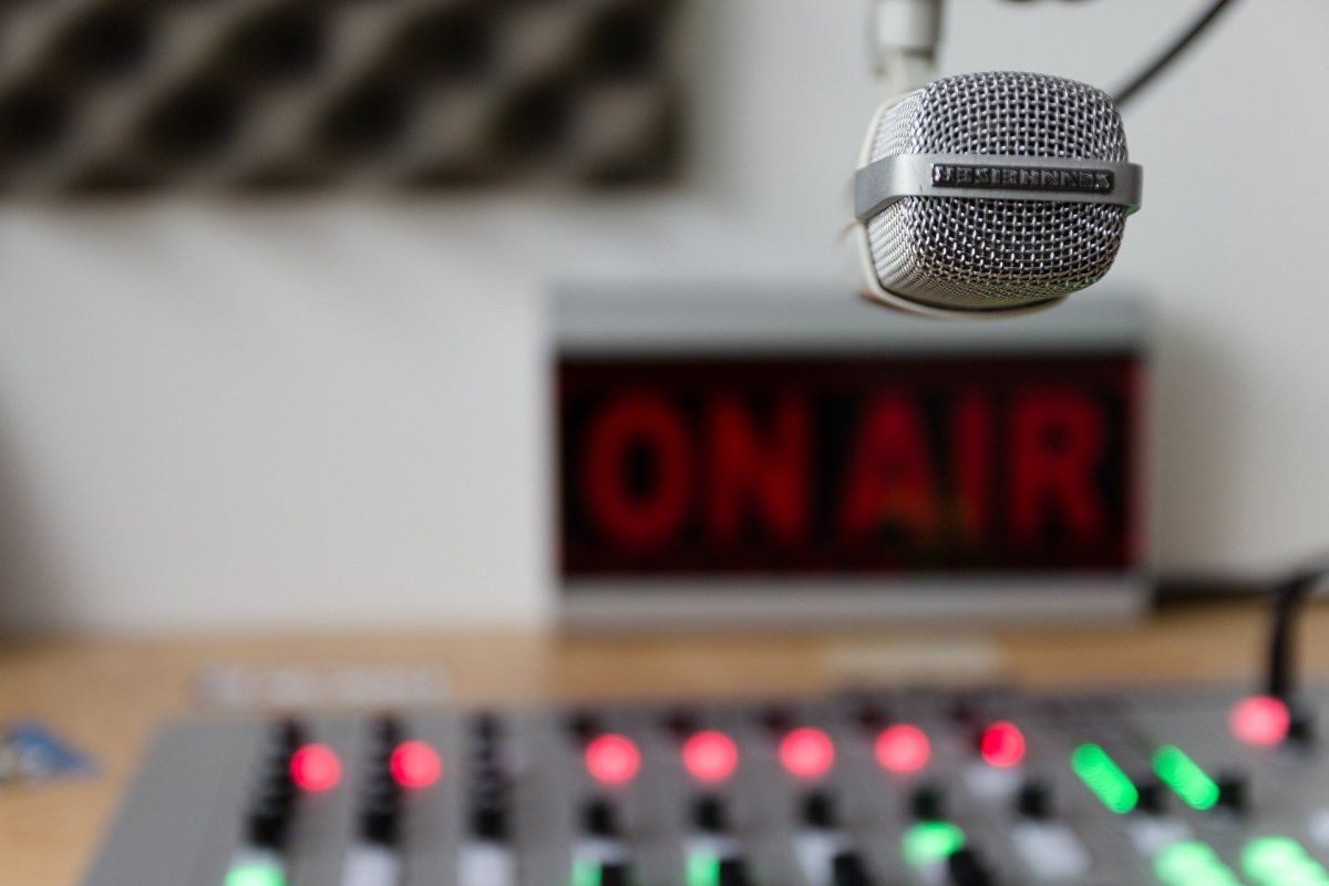 KQRS temporarily goes DJ-free ahead of April 3 relaunch