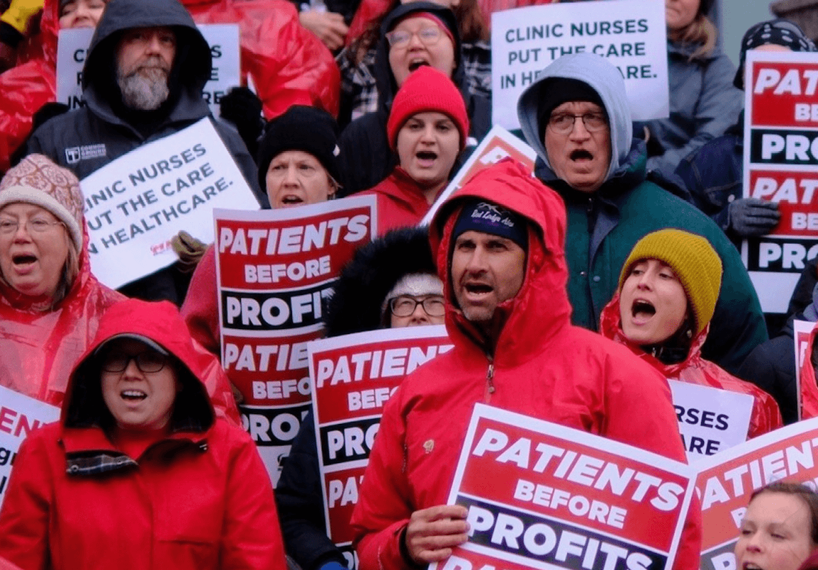 Pickets at 13 Minnesota hospitals as contracts expire for thousands of Twin Cities nurses