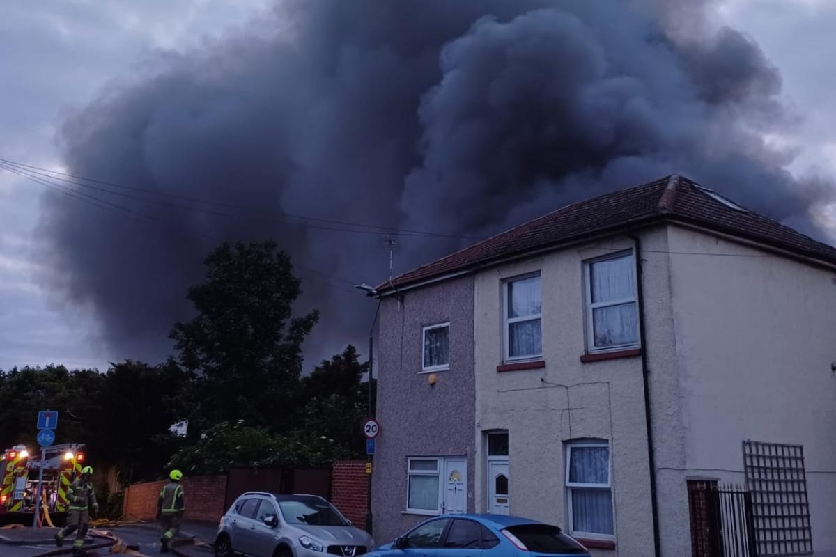 Investigation launched after five cars and lorry catch fire in Erith industrial park