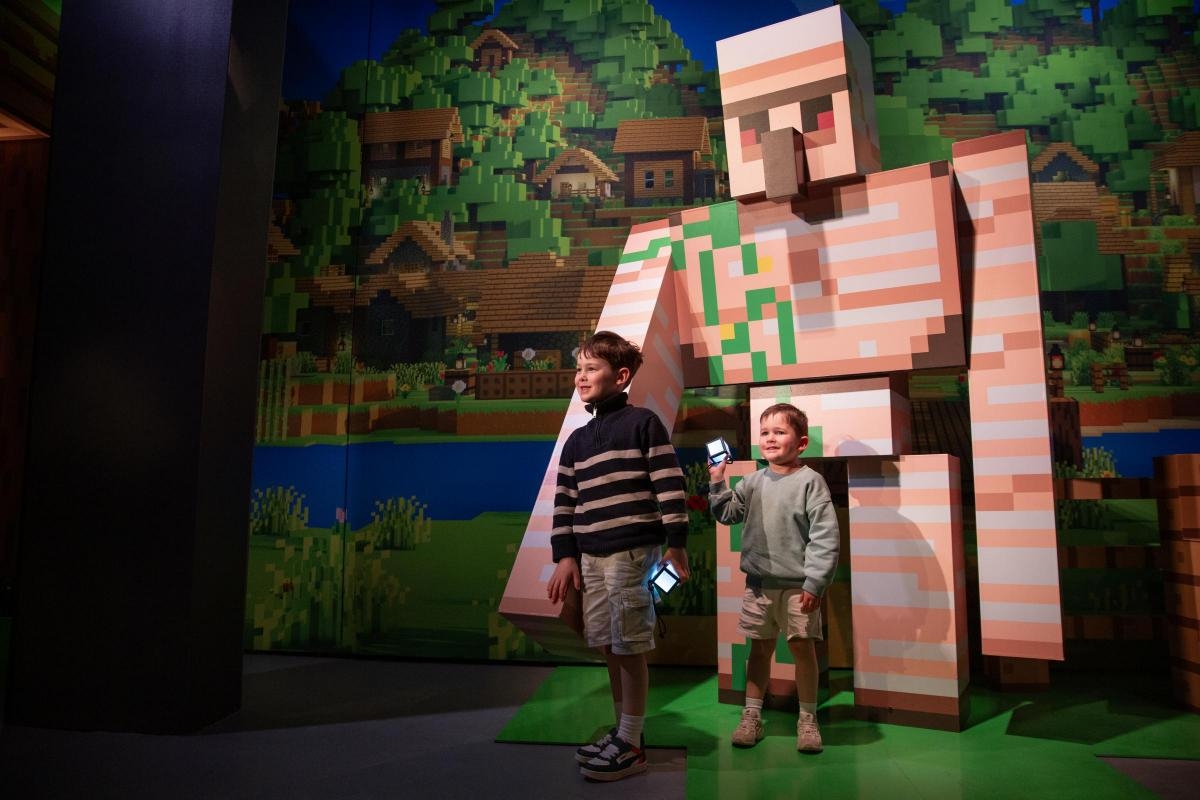 Minecraft experience with life-size creepers and zombies launches in London