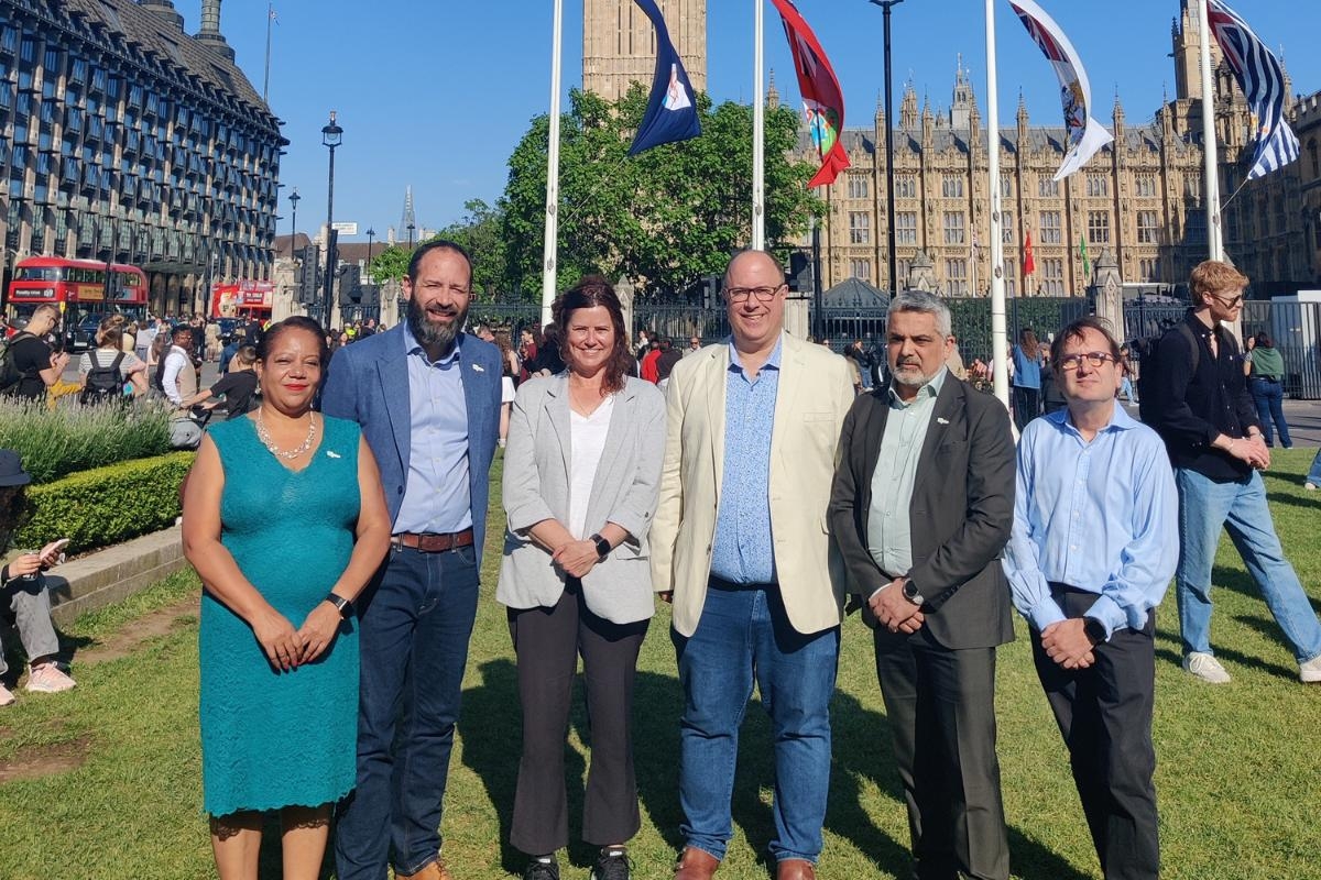 All those who support Bakerloo Line extension through Lewisham and Bromley