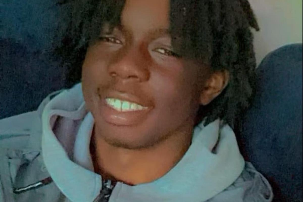 Boy, 15, 'heard screaming for help' after Woolwich machete stabbing