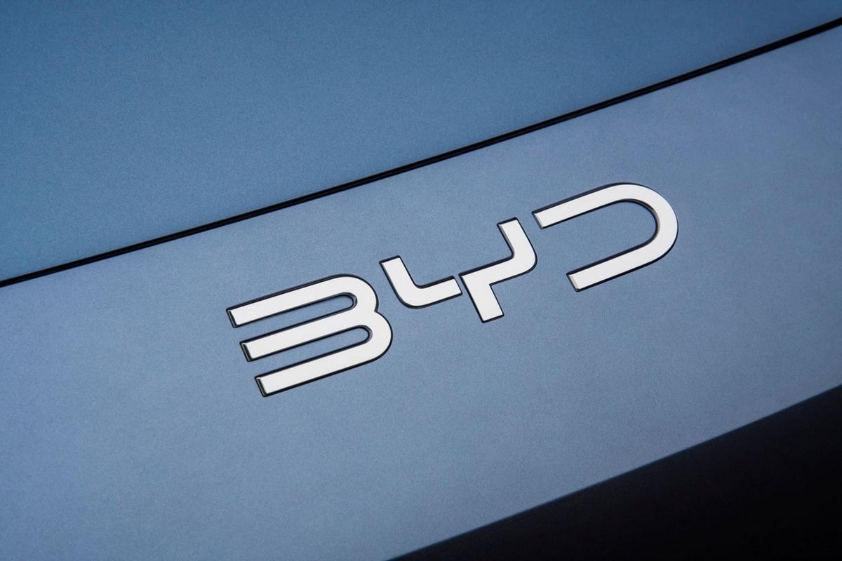 Chinese EV business to rival Elon Musk's Tesla will open branch in Bucks