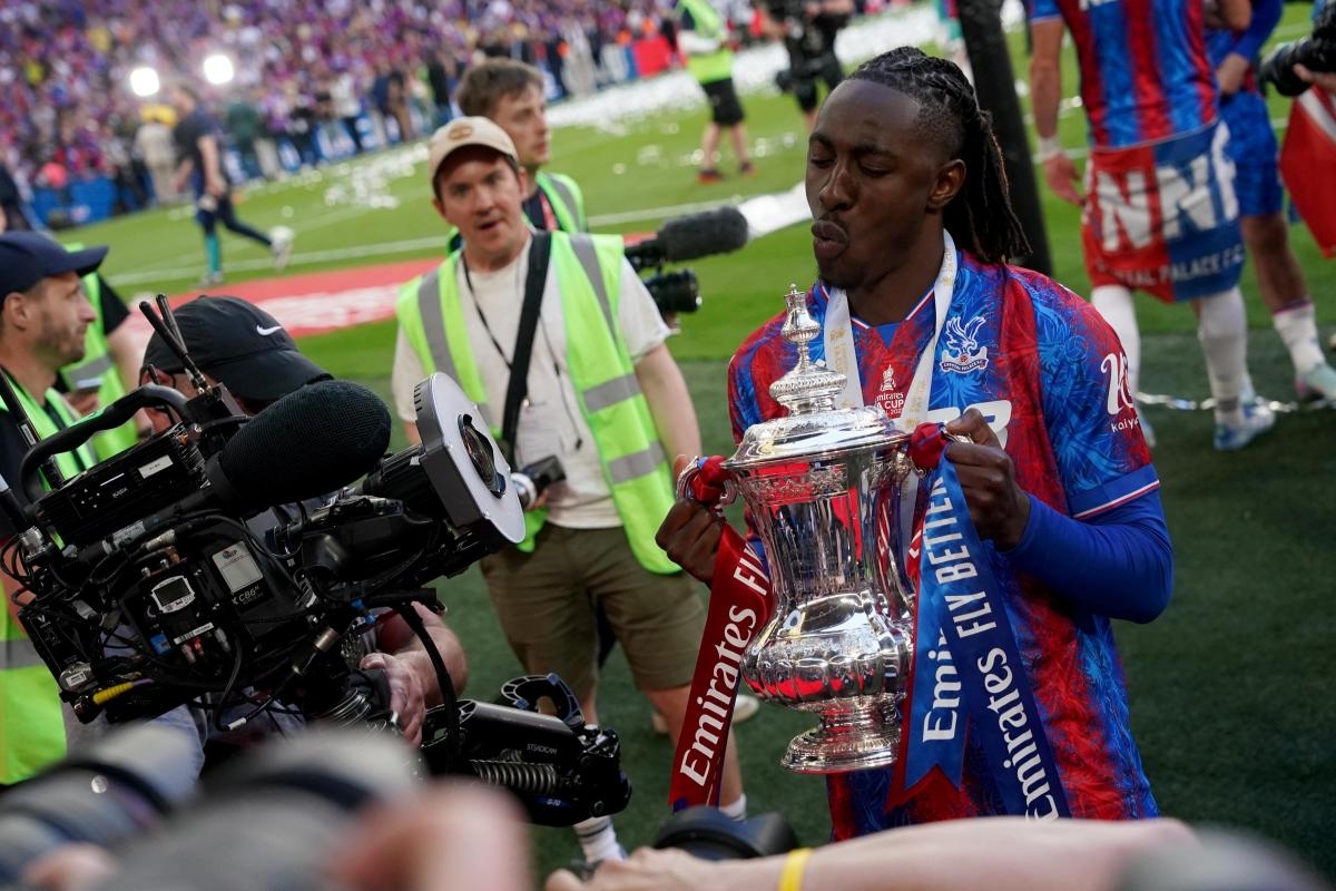 Ex-Wycombe man Eberechi Eze becomes first former Chairboy to win the FA Cup