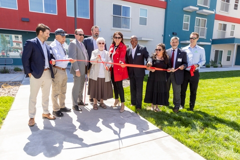 Federal Home Loan Bank of Dallas and Wells Fargo Celebrate Grand Opening of Affordable Apartments