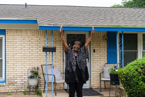 FHLB Dallas and The First National Bank of McGregor Award $12K Grant to Texas Retiree