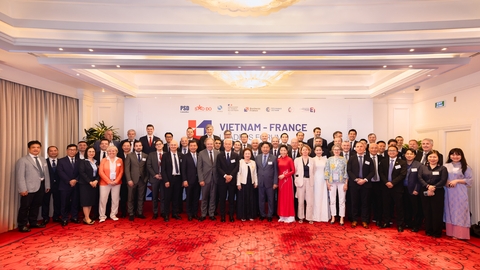 FPT Joined Inaugural Vietnam-France Leaders Forum, Strengthening Bilateral Business Cooperation