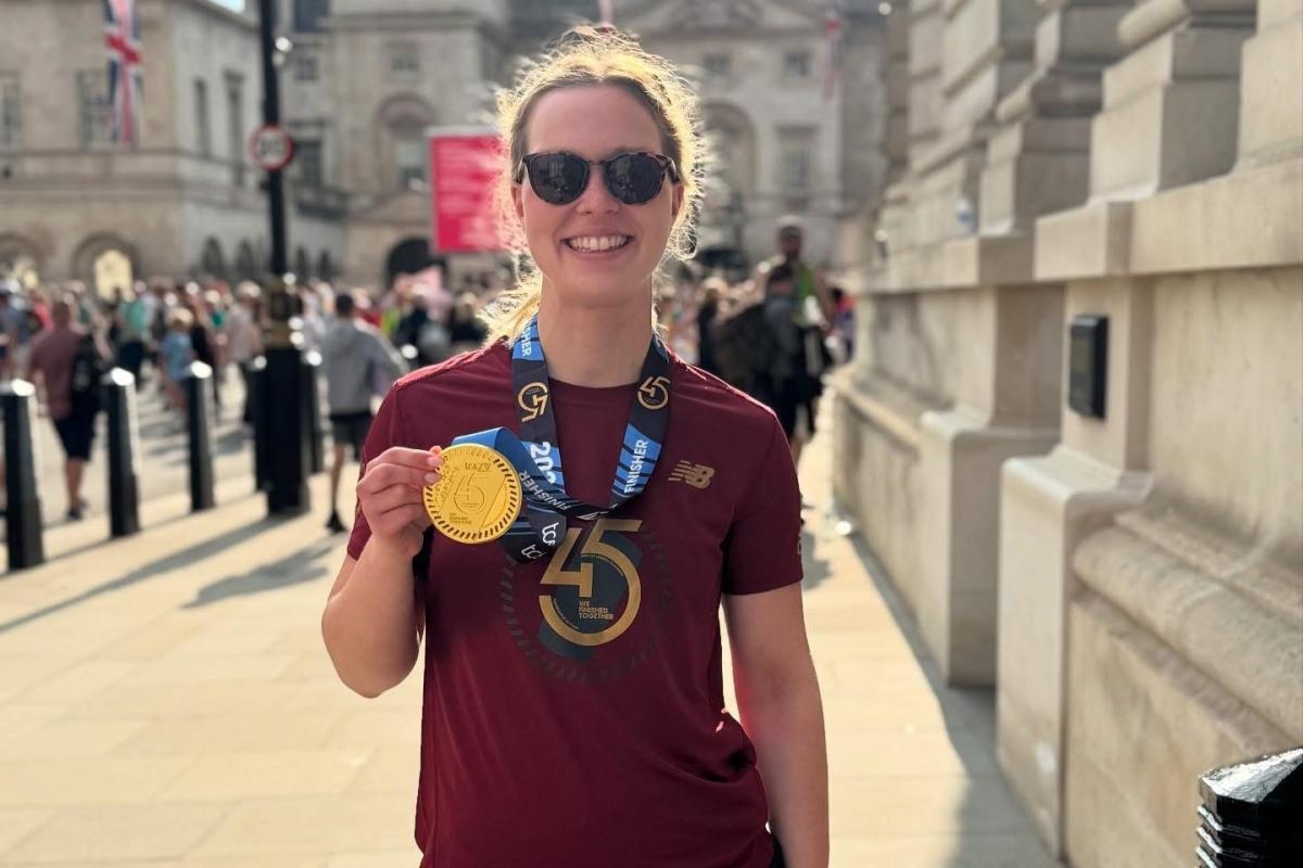 'Unbelievable experience': Woman completes London Marathon in mum's memory