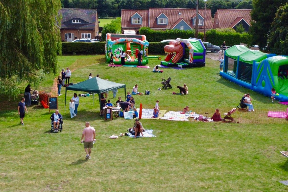 Hundreds descend on Fenland for day of fun at village's summer fayre