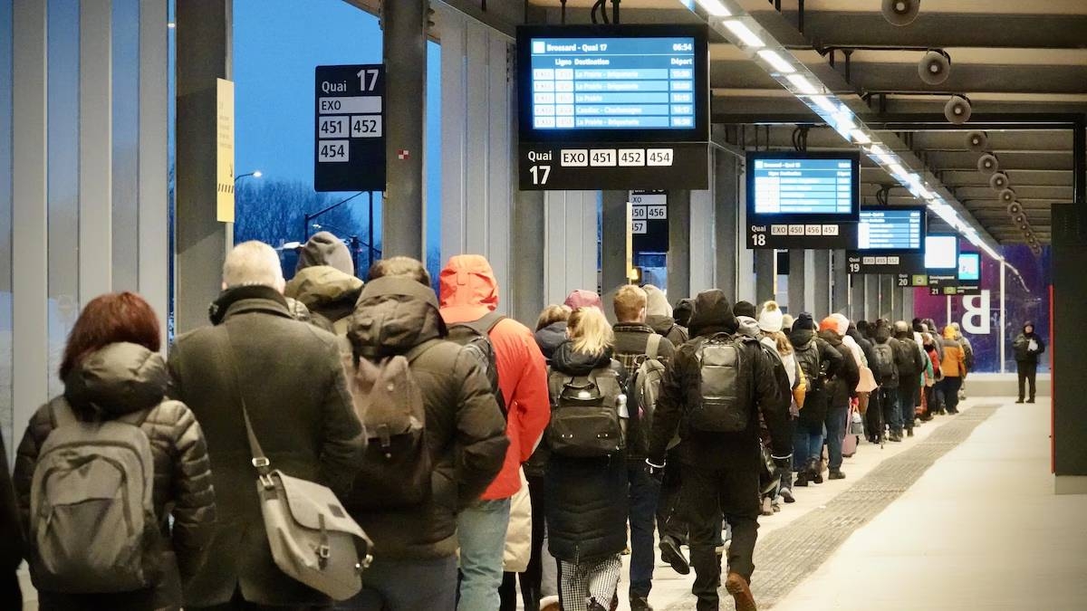 2nd REM breakdown in as many days causes headaches for Montreal commuters
