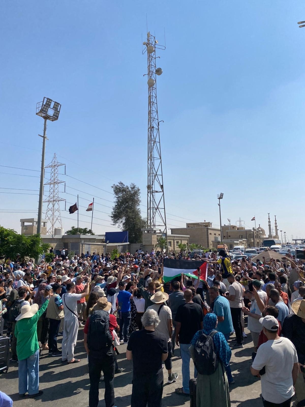 Canadian demonstrators held, passports confiscated ahead of planned global march to Egypt-Gaza border