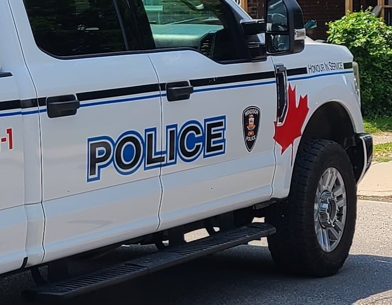 Man, 22, in hospital after shooting in downtown Windsor