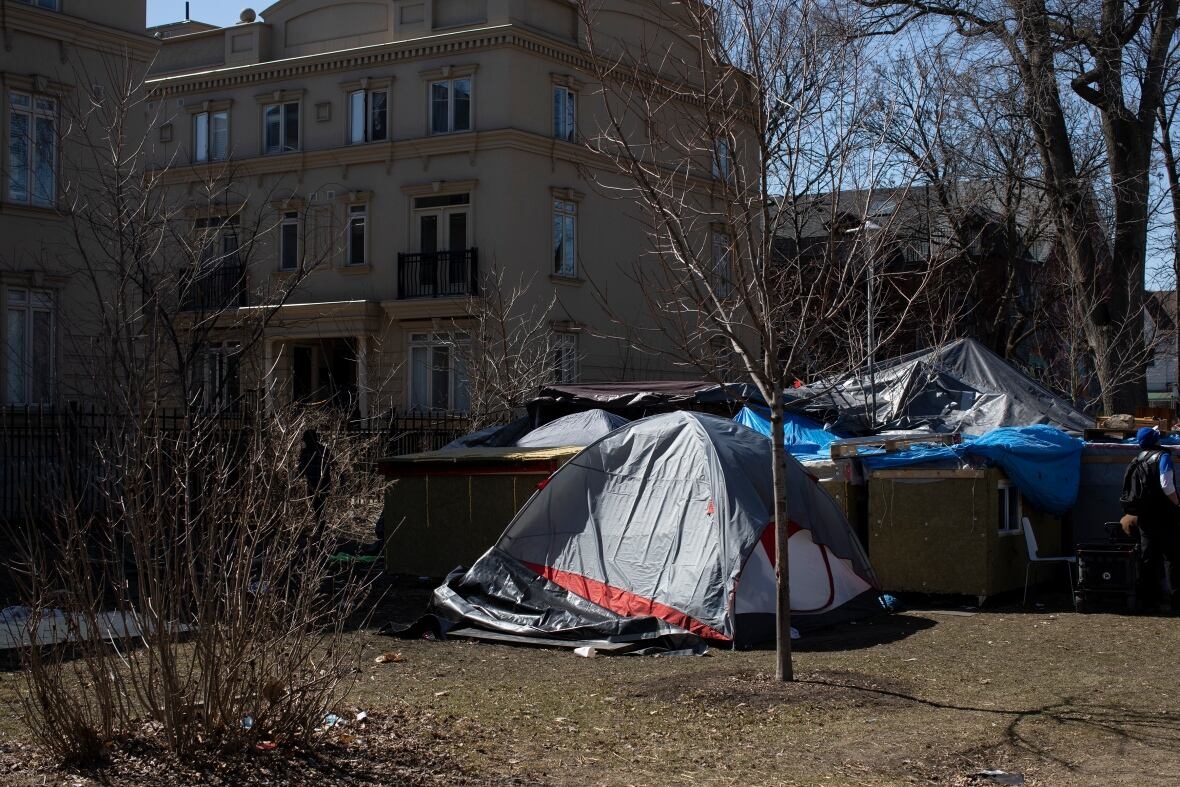 Thousands leave Ontario jails and end up homeless, data shows