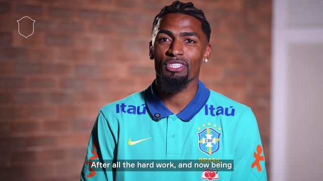 Lille's Alexsandro celebrates first Brazil call-up