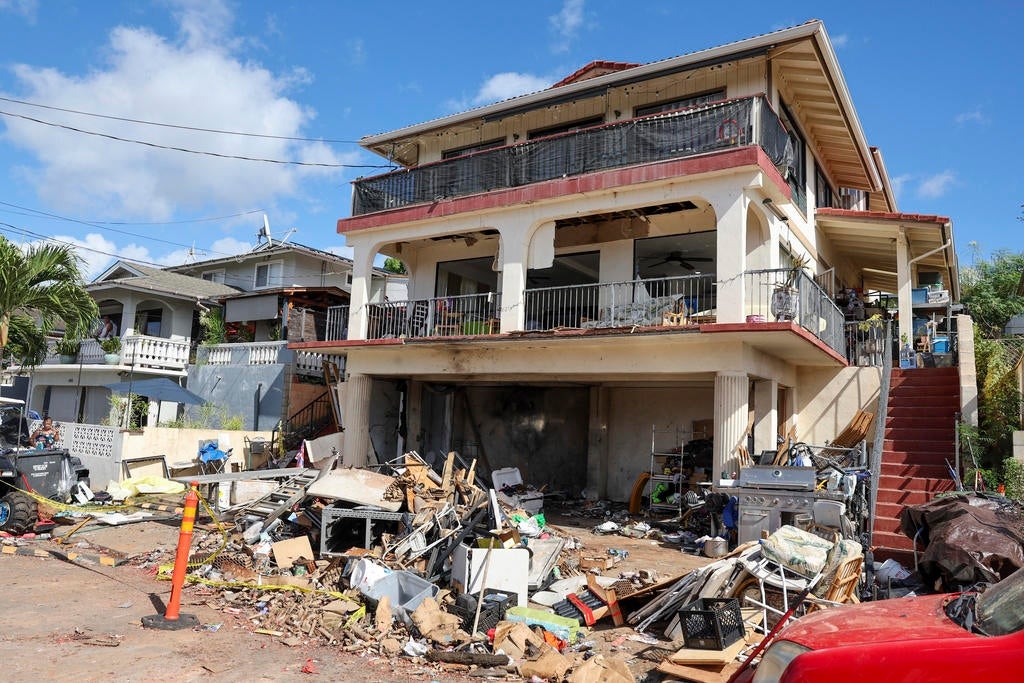 5th victim dies a month after Hawaii fireworks explosion