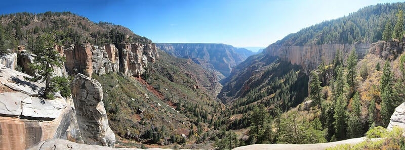 74-year-old hiker dies while attempting Grand Canyon rim-to-rim hike
