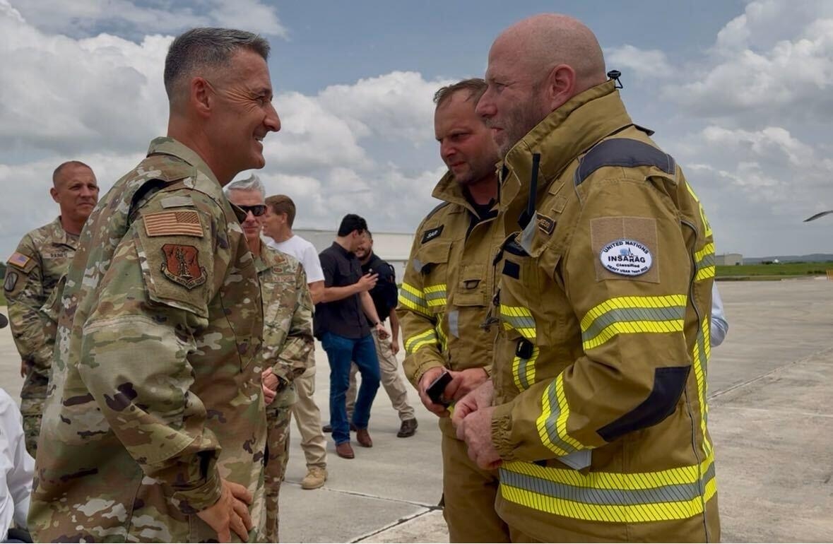 Texas National Guard continues flood response with Czech team joining effort