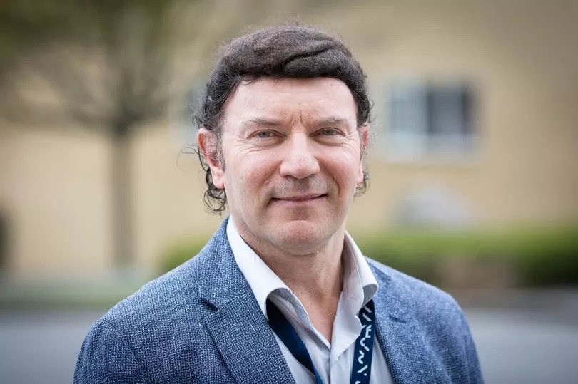 'Scratch and sniff' test could help top doctors spot Parkinson's, says Newcastle expert