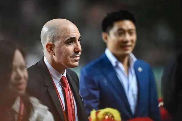 Omar Berrada issues hard-hitting message to Manchester United over City's 115 charges