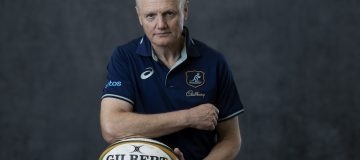 Australia rugby coach rejects Lions contract breach warnings