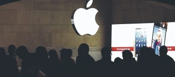 Human rights groups challenge Apple's privacy fight with the UK government