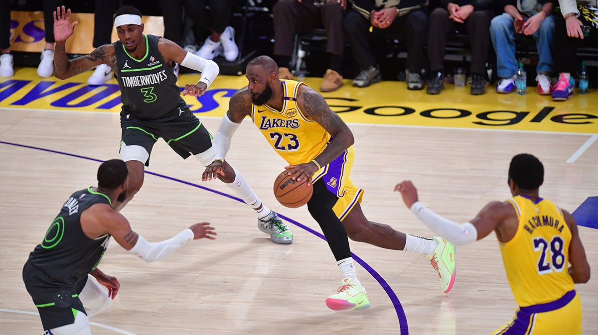 Lakers' LeBron James hilariously recalls ‘most egregious' travel of his career