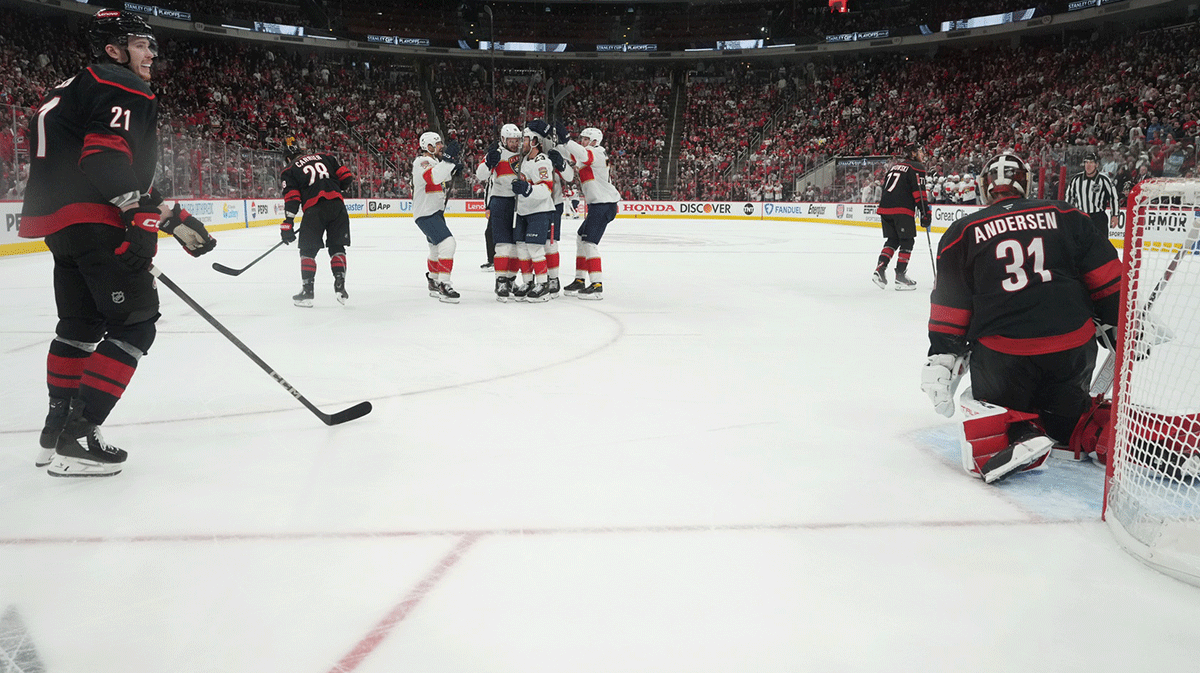 Hurricanes extend bonkers record after another playoff crash out