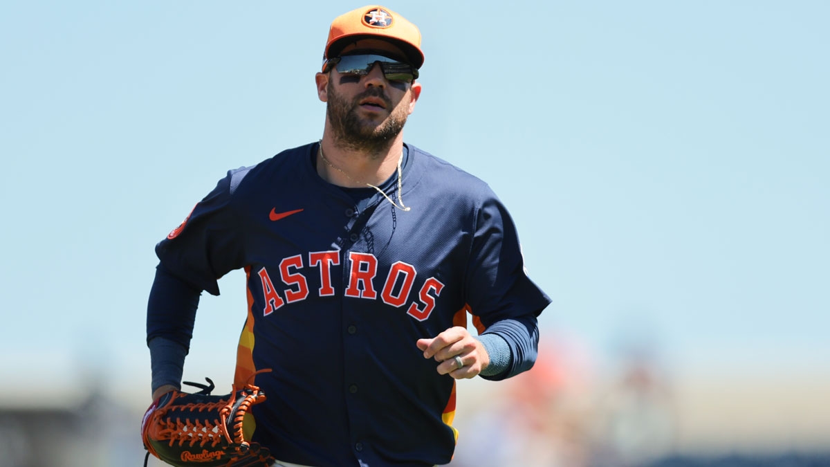 Astros place outfielder on IL after Yordan Alvarez update