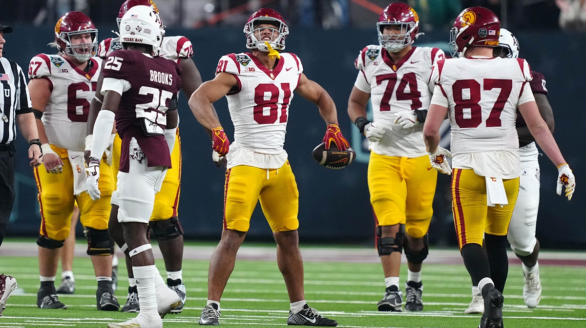 USC football land 5-star pass catcher over Georgia, Texas