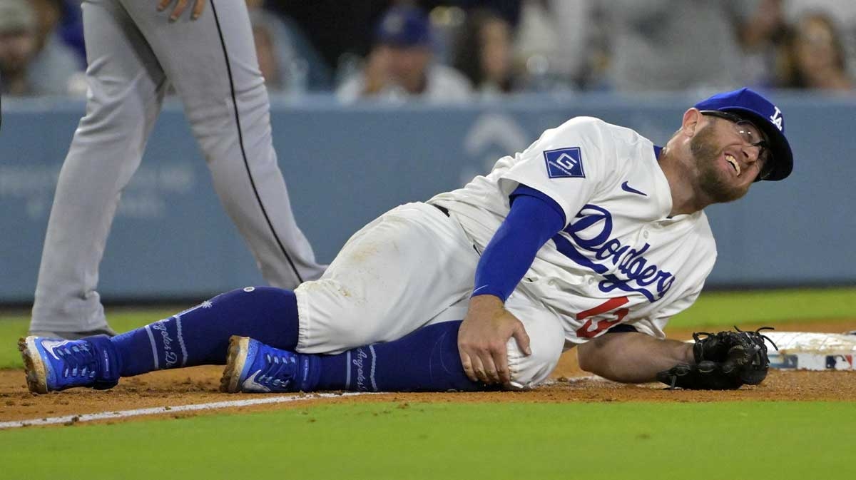 Dodgers' Max Muncy avoids disaster with initial injury update