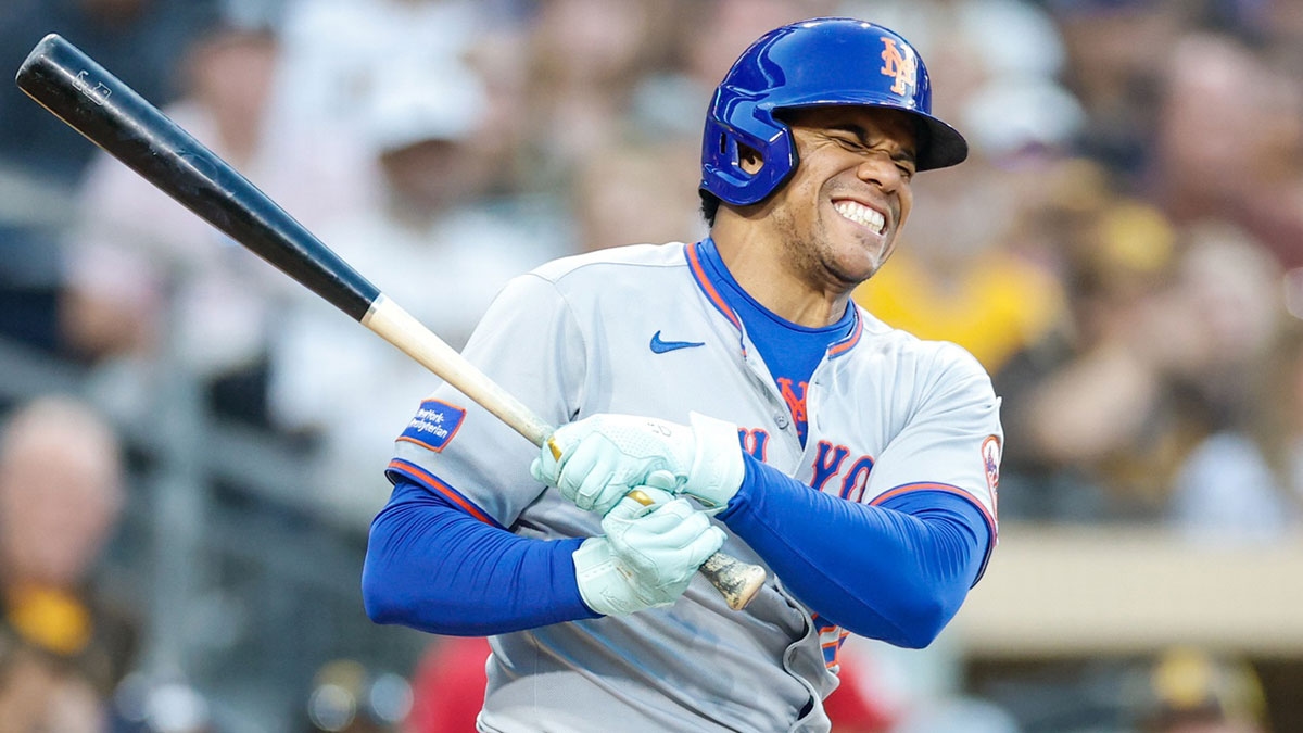 Mets' Juan Soto forced out of Padres game with painful injury