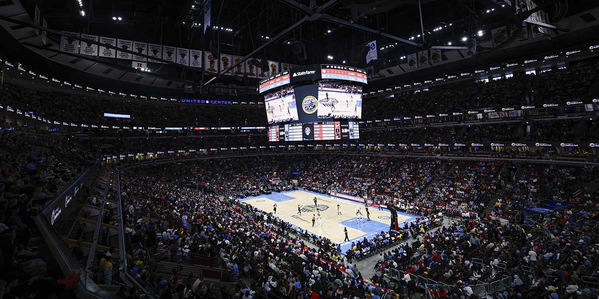Why United Center fell short of capacity crowd for Sky vs. Fever game