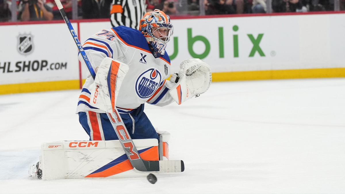 Oilers' Stuart Skinner pulled from Game 3 amid disastrous night vs. Panthers