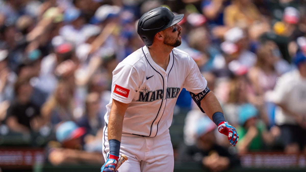 Mariners' Cal Raleigh makes Ken Griffey Jr. admission amid historic season