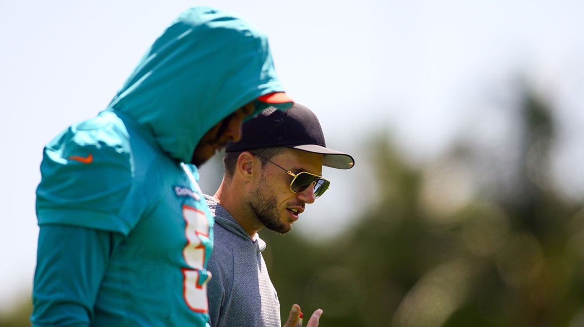 Dolphins HC Mike McDaniel's blunt Jalen Ramsey trade take after key deadline passes