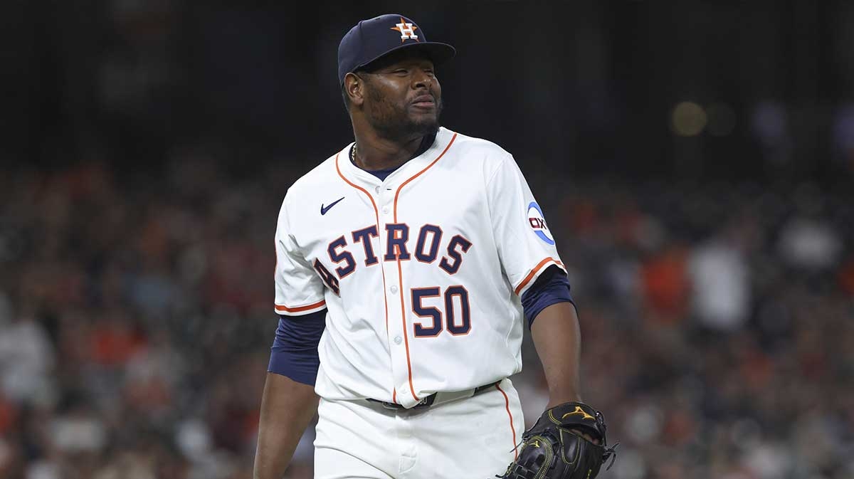 Benches clear in Astros-Red Sox game after alleged sign-stealing