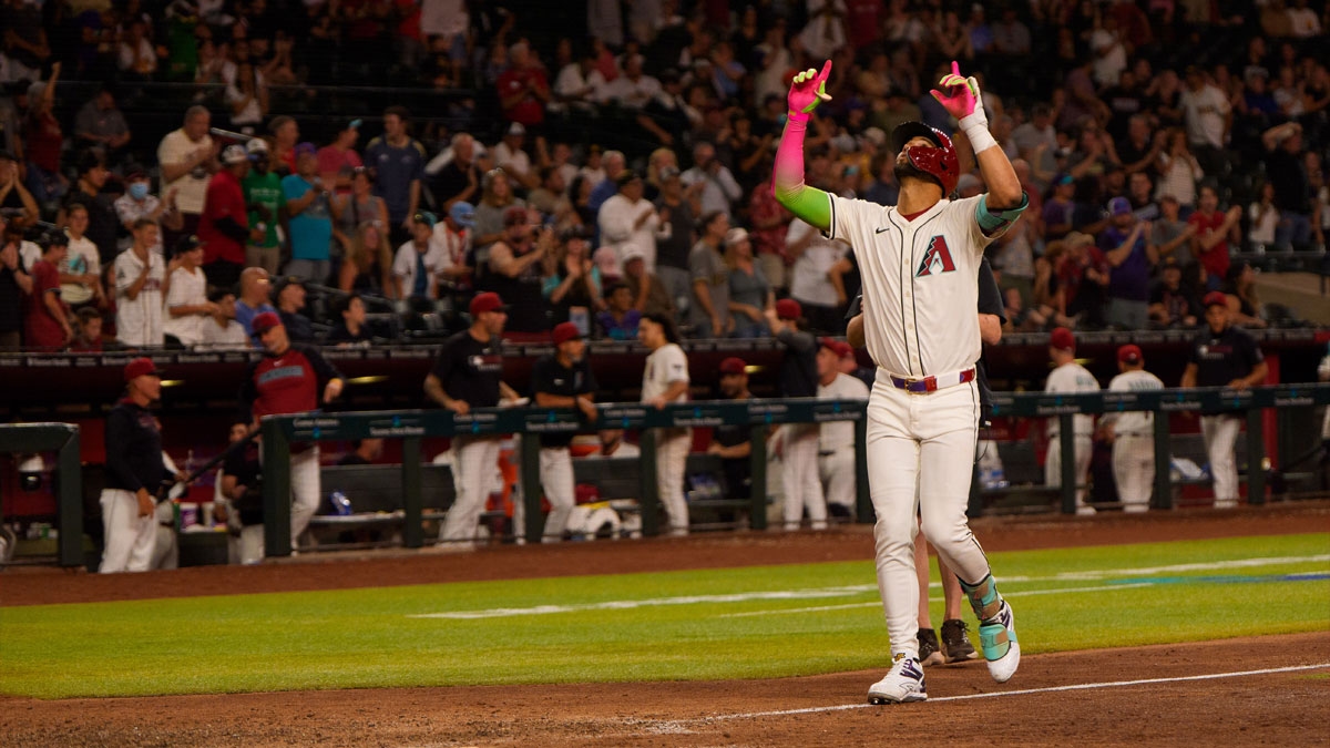 Diamondbacks' Lourdes Gurriel Jr. makes history with incredible home run vs. Padres