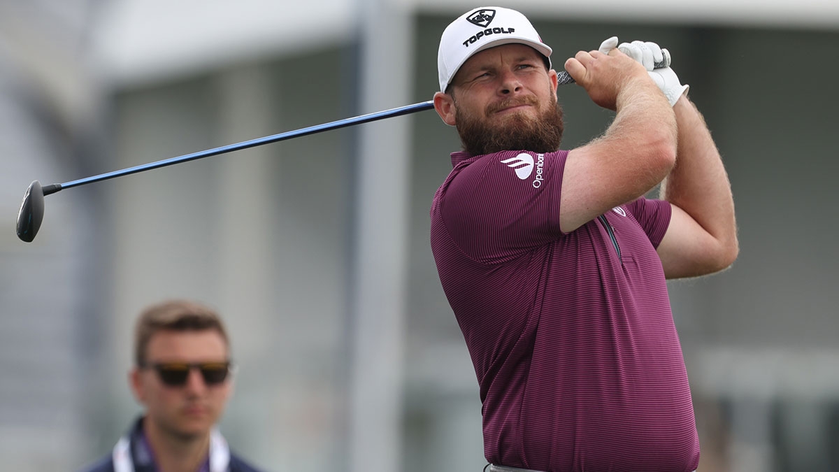 Tyrell Hatton punching putter leaves U.S. Open fans in stitches