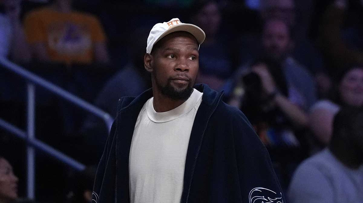 Kevin Durant names 3 legends joining him on small forward Mount Rushmore