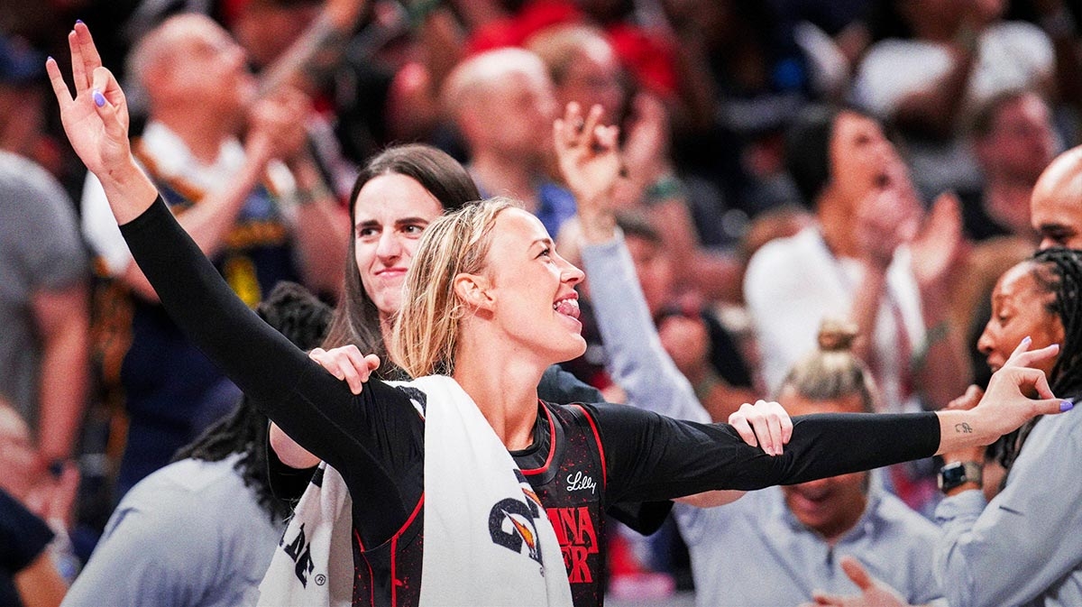Sophie Cunningham ready to hit beach club after Fever's big win over Sky