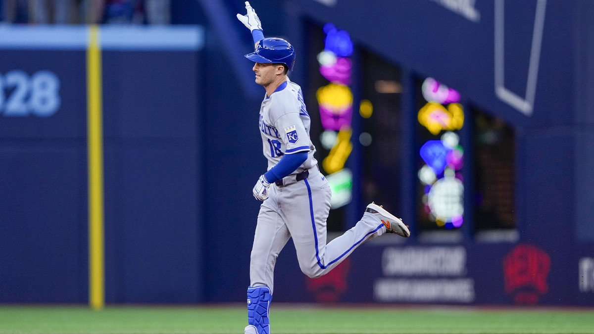Royals' Mike Yastrzemski immediately rewards KC with post-trade home run