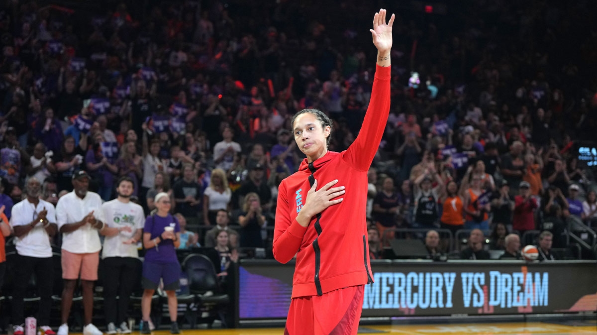 Brittney Griner's return highlights emotional rollercoaster in Mercury's loss to Dream